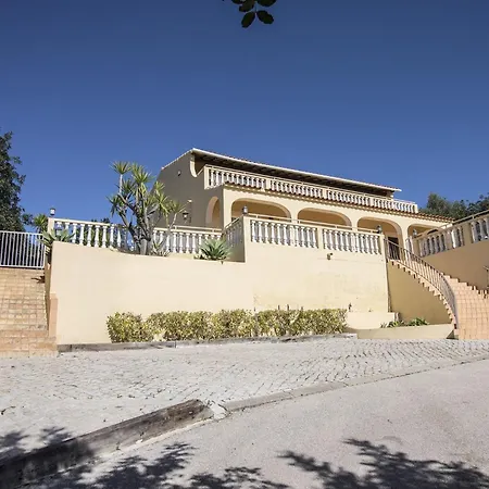 Florencio * 埃斯托伊